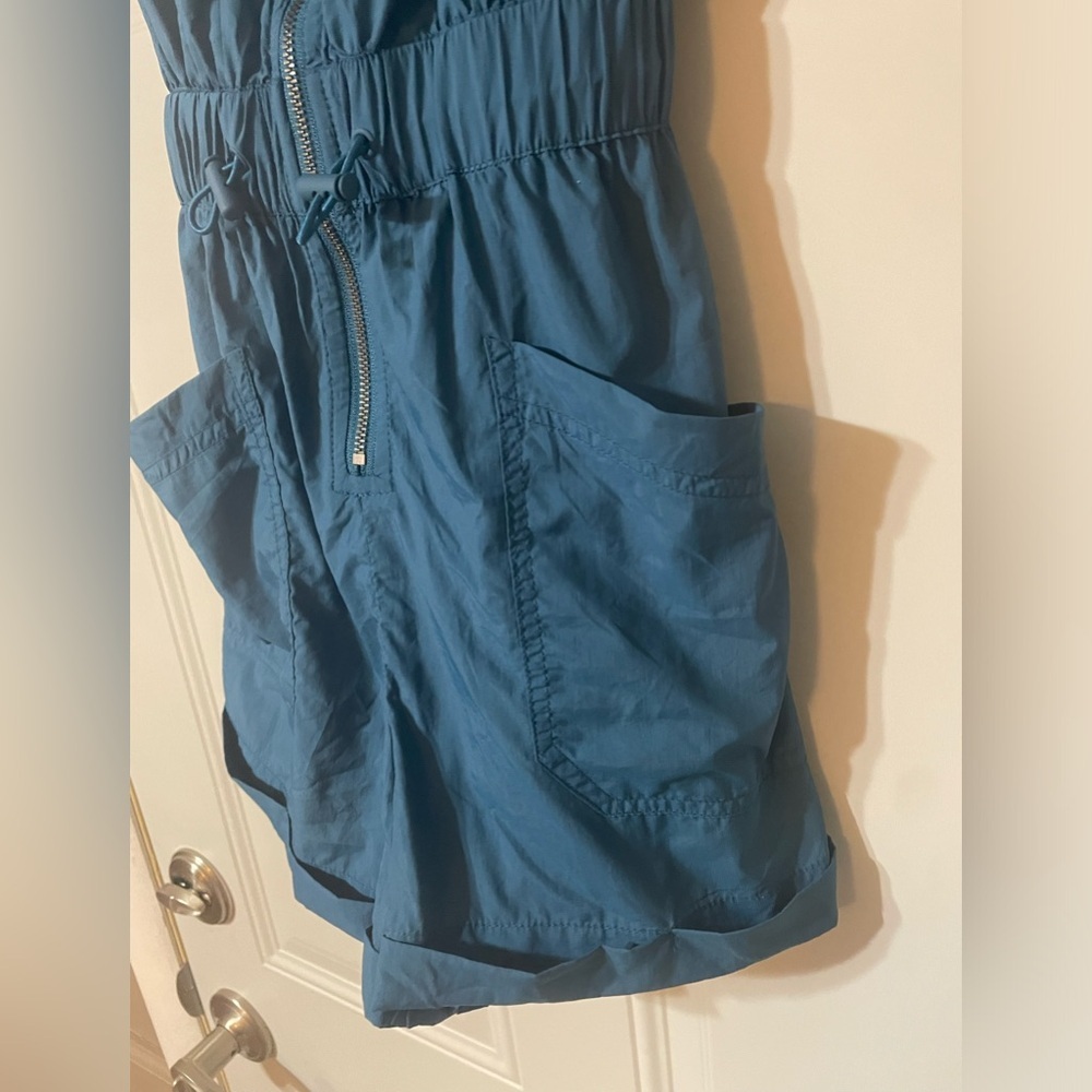 Free People Movement Noiseless Back On Trek Romper $108 Sz XS Blue Teal - Picture 4 of 13